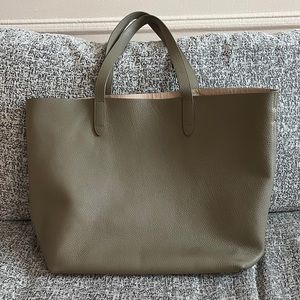 Cuyana Classic Tote Bag